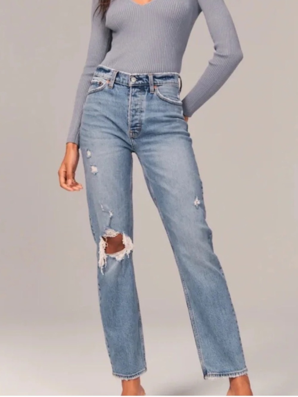 Abercrombie & Fitch 90’s Straight Ultra High Rise Distressed Jeans